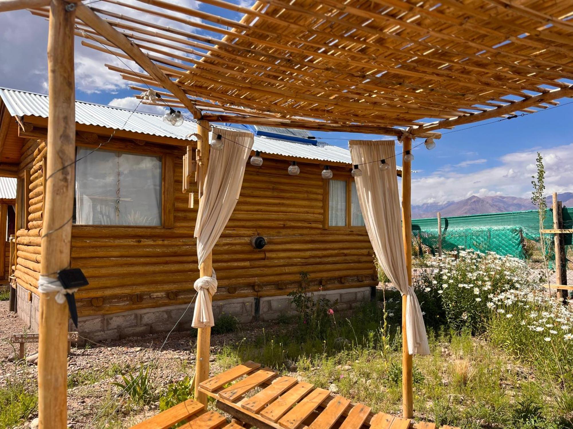 Paramitas Cabanas De Montana Uspallata Exterior foto